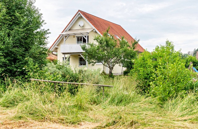 Apartment "Beutenmühle Straussenfarm Dach" with Shared Garden & Balcony