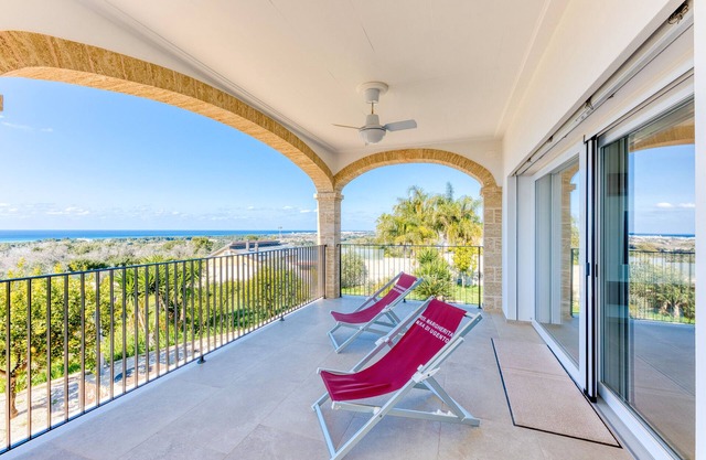 Apartment 'Bianca' with sea view, Wi-Fi and air conditioning