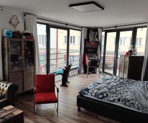 Apartment Big Windows