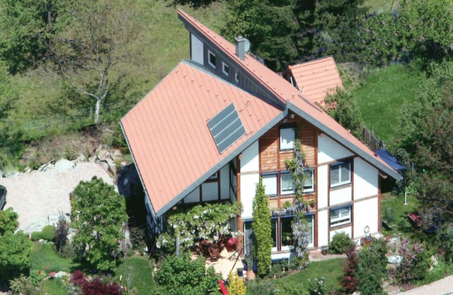 Apartment 'Black Forrest Gumpp Ferienwohnung' with Shared Pool, Private Terrace and Wi-Fi