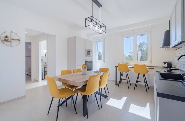 Apartment 'Boutique - Sea Family' with Sea View, Wi-Fi and Air Conditioning