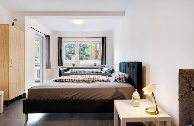 Apartment 'Bremen 3' with Balcony and Wi-Fi