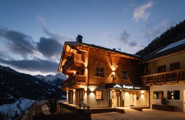 Apartment 'Bruneggerhof 3' with Mountain View, Private Garden and Wi-Fi