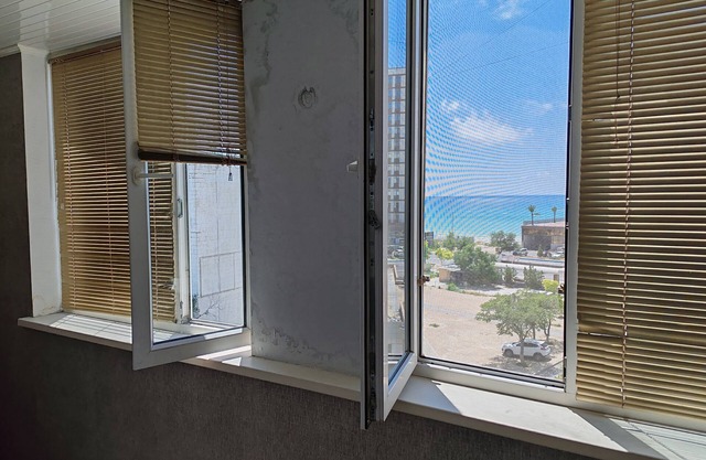 Apartment by the sea