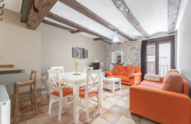 Apartment 'Casa El Cojo 1a' with Balcony and Wi-Fi
