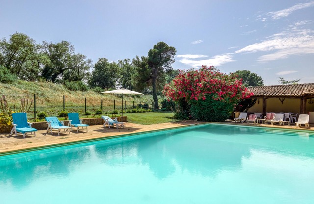 Apartment 'Camoin' with Private Pool, Wi-Fi and Air Conditioning