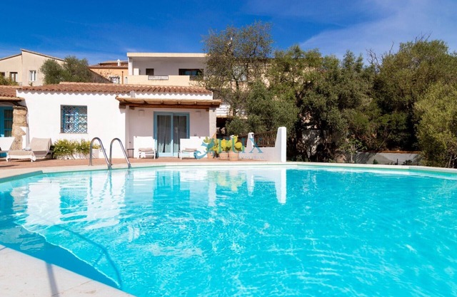 Apartment 'Casa Frangipani' with Mountain View, Wi-Fi and Air Conditioning