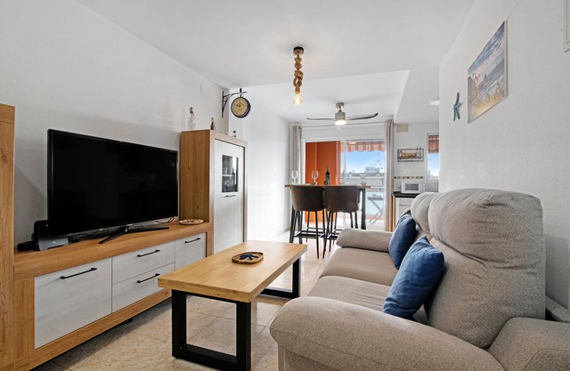 Apartment 'Casa Pera' with Private Terrace and Wi-Fi