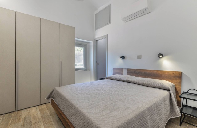 Apartment 'Casina Napoleonica Con Vista' with Private Garden, Wi-Fi and Air Conditioning