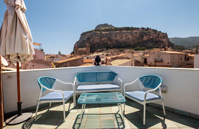 Apartment 'Cefalhome - Veterani' with Sea View, Wi-Fi and Air Conditioning