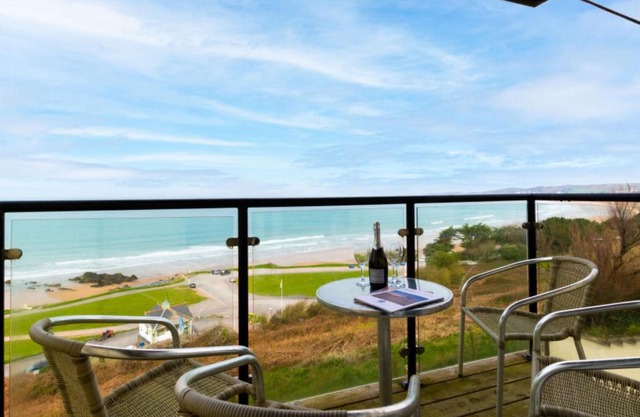 Apartment Clifton Court by Interhome