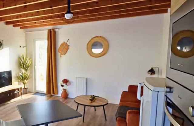 Apartment 'Cosy Appartement Boheme' with Shared Terrace, Shared Garden and Wi-Fi