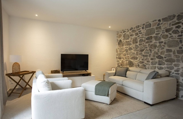 Apartment 'De Charme - La Tour' with Private Terrace and Wi-Fi
