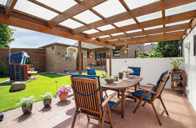 Apartment 'Ferienwohnung Stolle' with Terrace, Garden and Wi-Fi