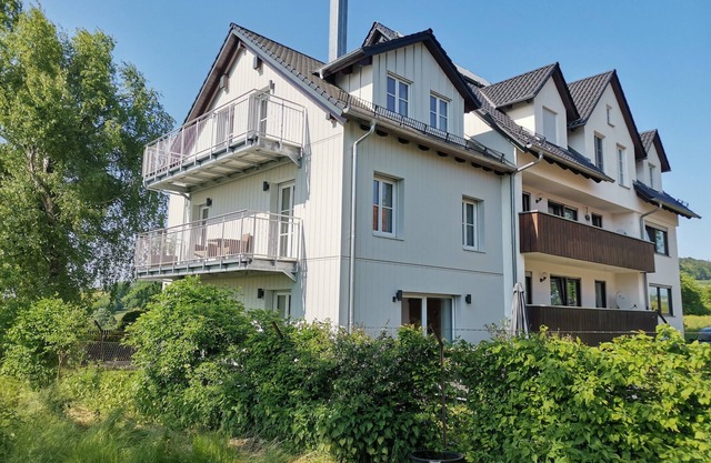 Apartment (80sqm) with balcony (10sqm) 2km away from Weißenburg
