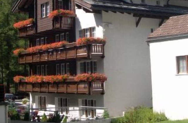 Dorfplatz 