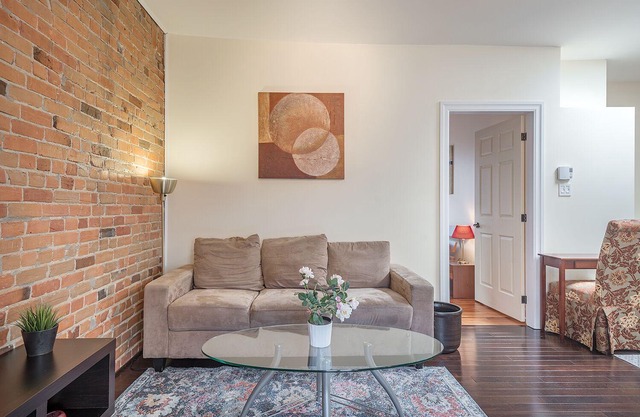 Apartment downtown Montreal 2 Beds 6H