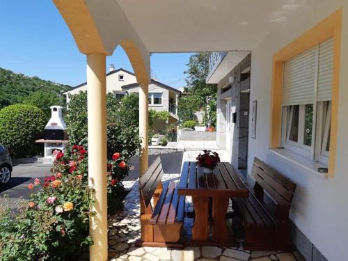 Apartment Duba