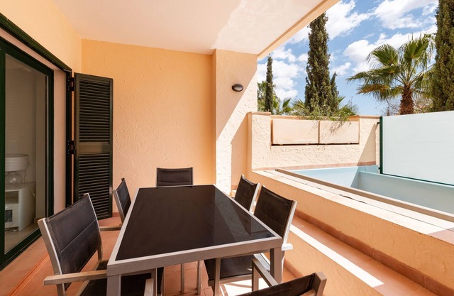 Apartment 'El Oasis Monaco 5 Bajo A' with Shared Pool, Wi-Fi and Air Conditioning