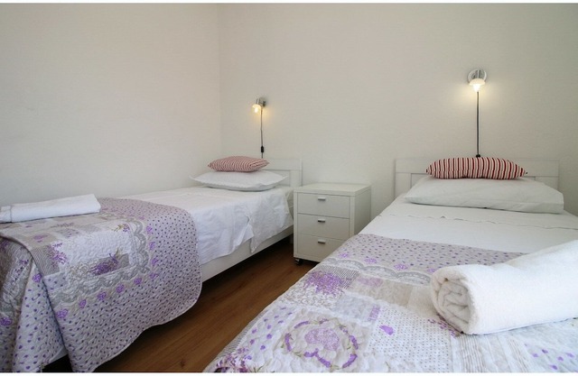 Apartment Elvi - amazing position & parking: A4 gornji(4+1) - Primosten, Riviera Sibenik, Croatia