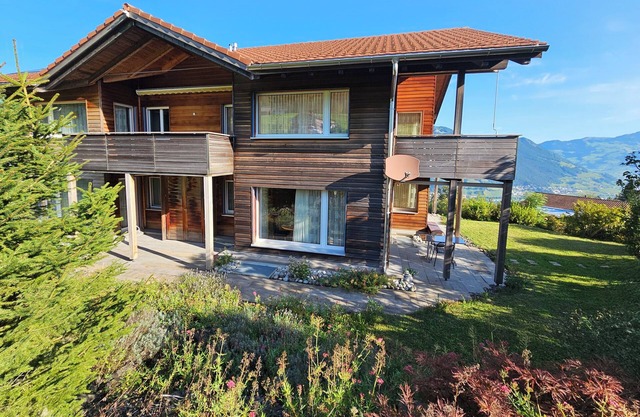 Apartment Enzian - peaceful, sunny, terrasse with mountain and lake view