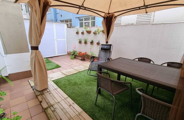 Apartment-Sleeps6-Parking-Terrace
