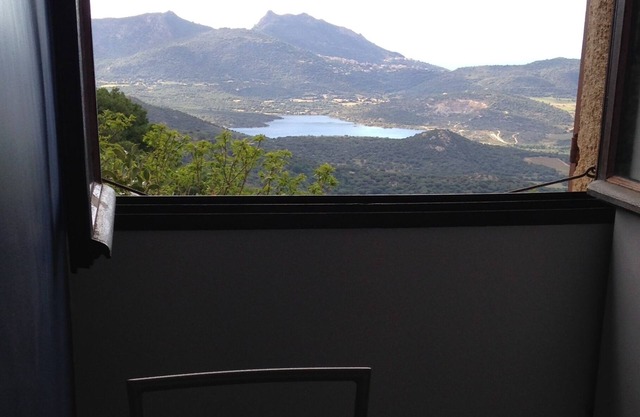 Apartment F2n°6*(classified 1*) 42m² in a typical Corsican village