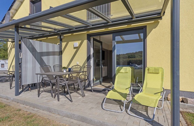 Apartment 'Ferienwohnung 1' with Shared Garden and Wi-Fi