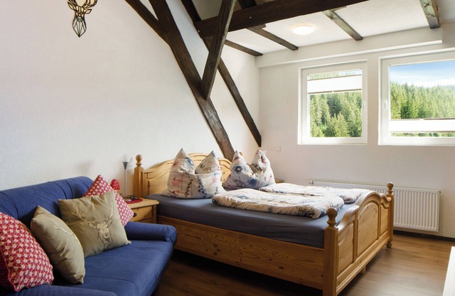 Apartment 'Ferienwohnung 3' with Shared Garden and Wi-Fi