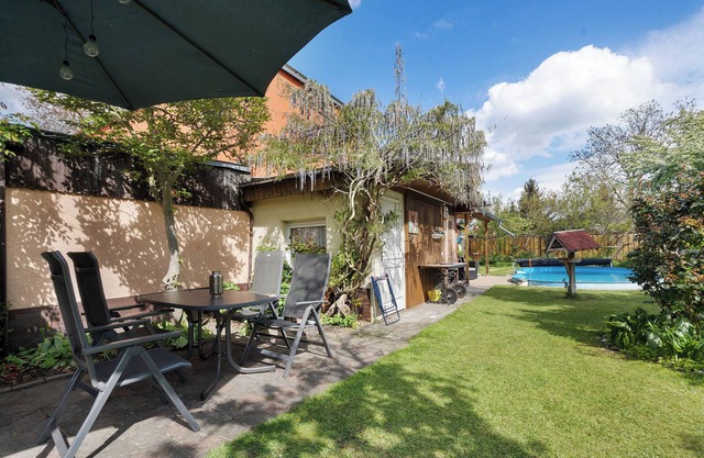 Apartment 'Ferienwohnung Mit Aufenthaltsraum' with Shared Pool, Shared Terrace and Wi-Fi