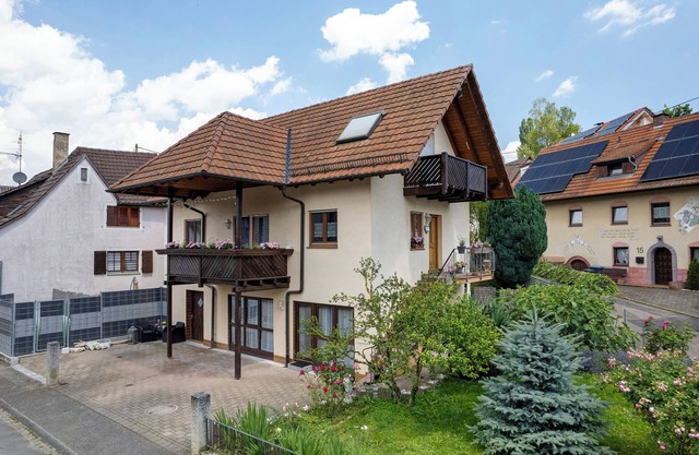 Apartment 'Fewo Luna' with Private Terrace and Wi-Fi