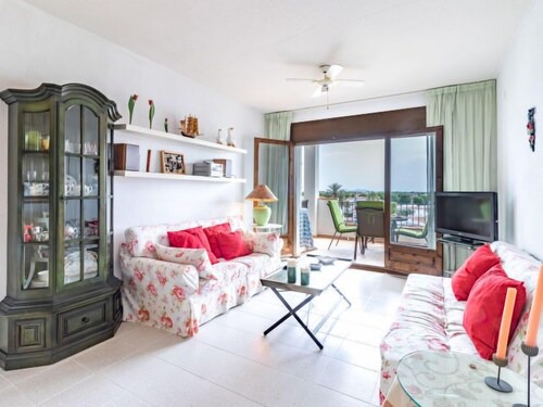 Apartment FLAMICELL in Empuriabrava - 4 persons, 2 bedrooms