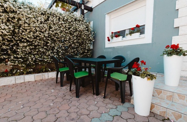 Apartment for 7 people in ground floor of the Villa