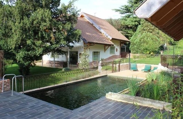 Apartment with terrace, swimming pool in ecological house near Lac du Bourget