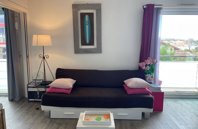 Apartment 200 m from the beach
