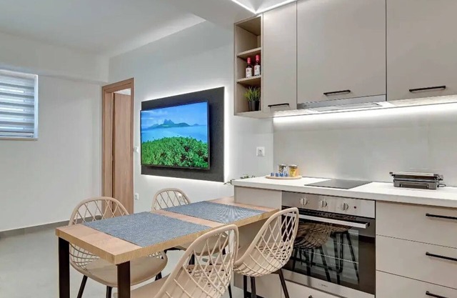Apartment, full equipment, in the center of the city. Family friendly.