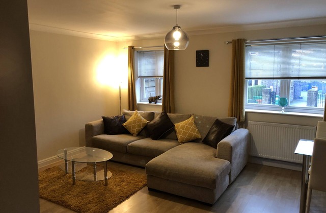 Apartment gem in Harrogate, gateway to The Dales. Pet-friendly!