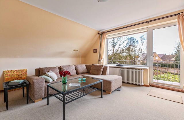 Apartment 'Gemütliche In Marne' with Balcony and Wi-Fi