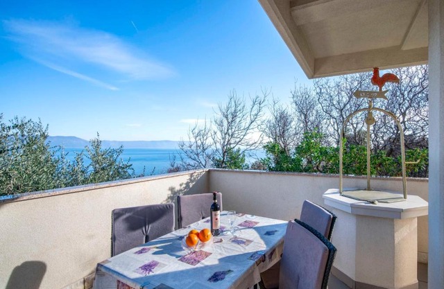 Apartment Gloria-2 by Interhome