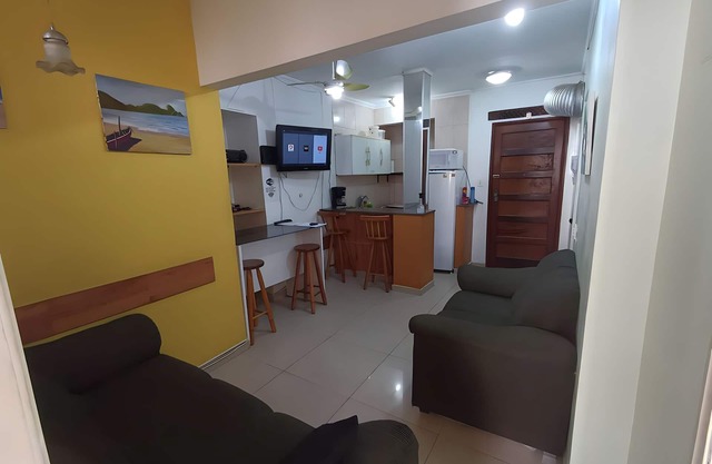 Apartment Half Five