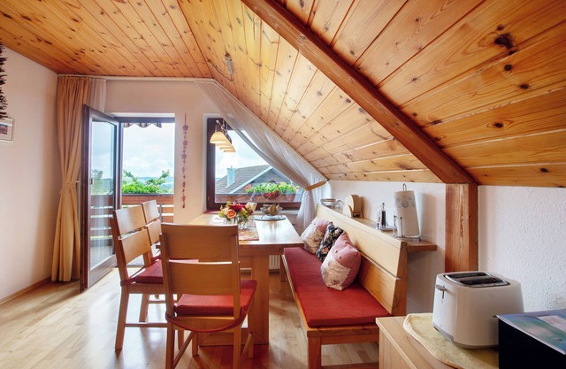 Apartment 'Haus Dorfschmiede' with Mountain View, Shared Garden and Wi-Fi