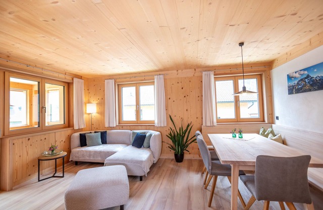 Apartment 'Haus Hoalp' with Mountain View, Shared Terrace and Wi-Fi