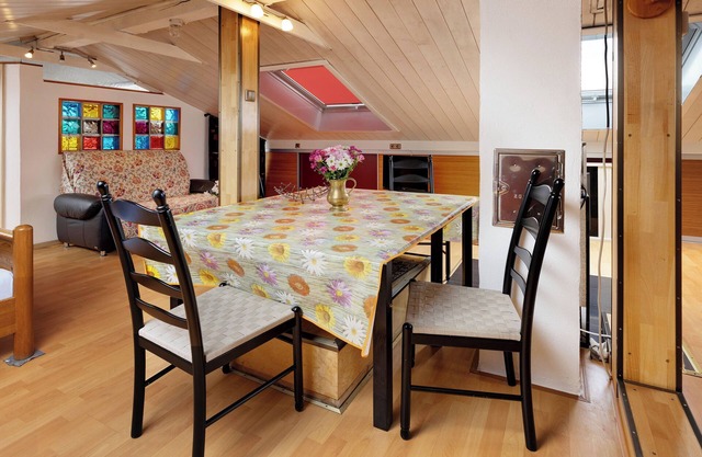 Apartment 'Haus Schwanenweg' with Lake View and Wi-Fi