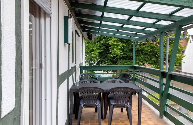 Apartment 'Heikes Ferienwohnung' with Balcony and Wi-Fi