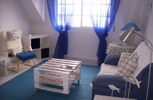 Apartment in Vilanova de Arousa at 100 meters beach, bright and fully equipped