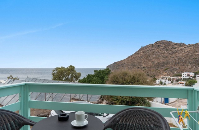 Apartment In A Hotel 'Family Room No 2' with Shared Pool, Wi-Fi and Air Conditioning