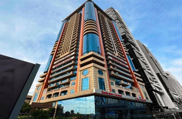 Apartment in Dubai with Burj Khalifa View