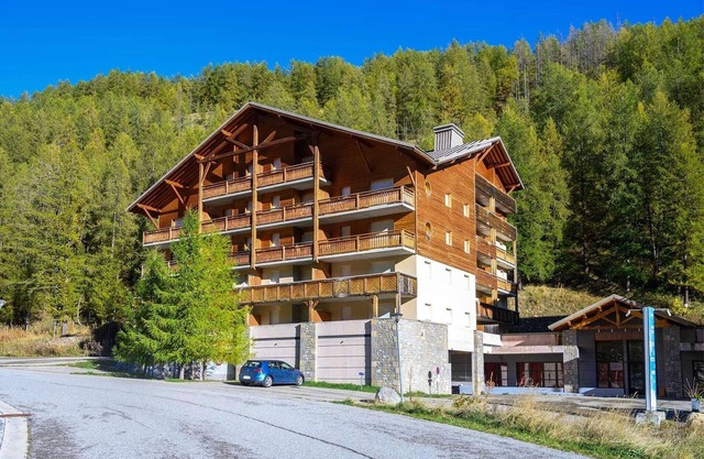 Apartment in France with Ski Slope Access