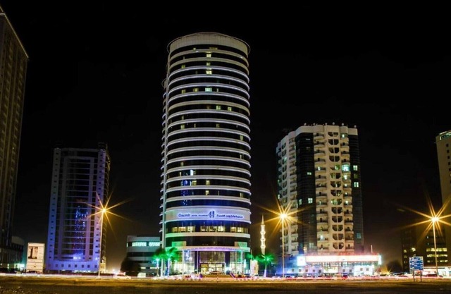 Apartment in Fujairah with Rooftop Pools