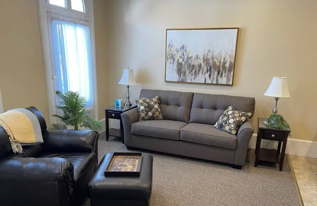 Apartment in Historic Downtown Building